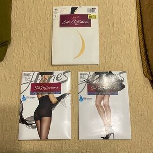 Hanes Silk Reflections Black Pantyhose,  AB